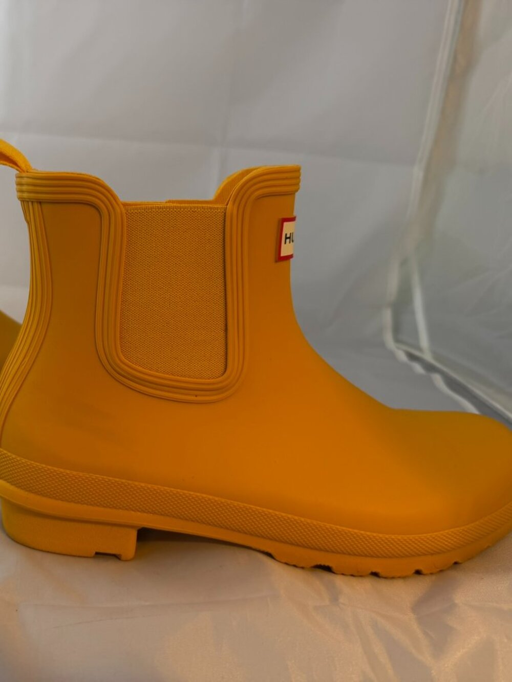 Hunter Women's Original Chelsea Boots Yellow Slip-On Ankle Boot Size 9 NIB - Picture 6 of 8